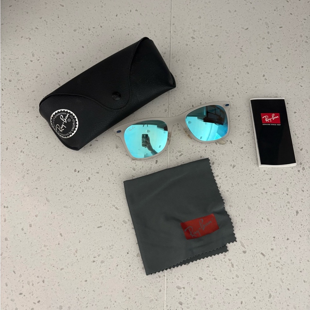 Like New Ray-Ban Silver Frame with Blue Mirror Lenses